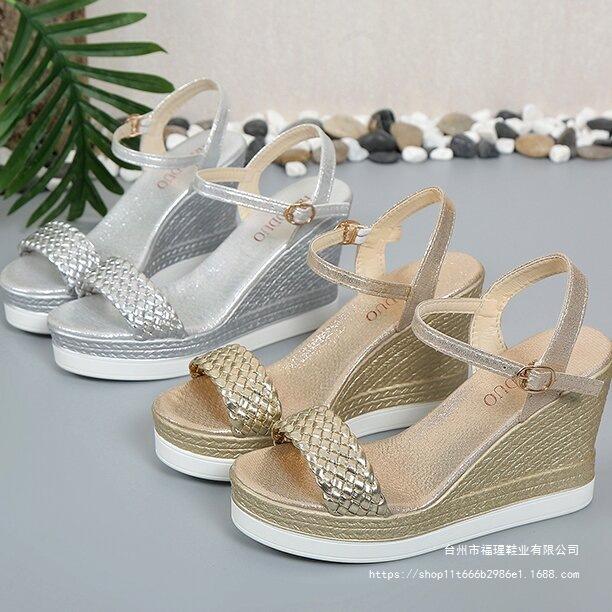 Foreign trade large size wedge heel woven sandals women's 2025 new fashion one-character buckle with platform high-heeled sandals