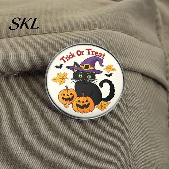Costume Brooch Pin, Halloween Dark Stitched Doll with Bandage Patch Exquisite Craftsmanship Design, Zinc Alloy Round Badge, Lightweight Clothes