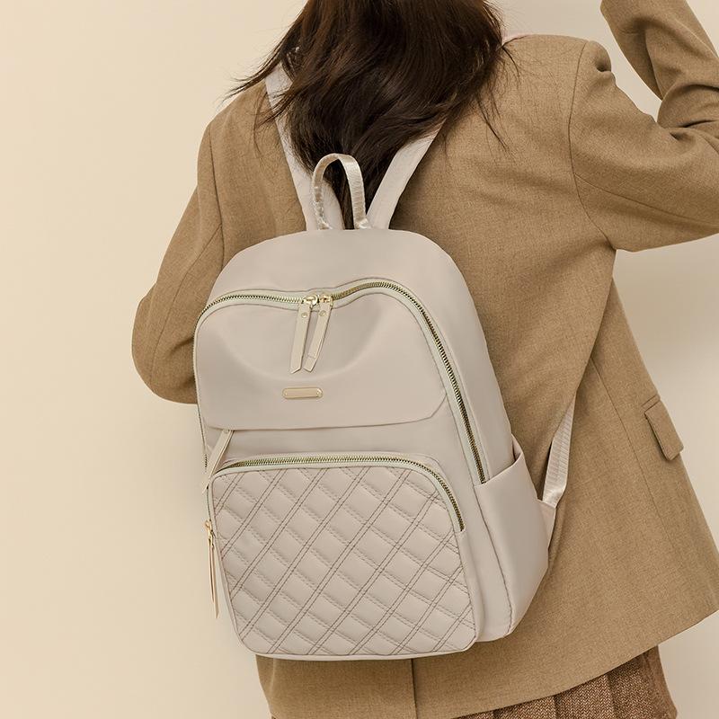 Rucksack mit großem Fassungsvermögen, Neuer modischer Rucksack mit trendiger Textur für den Weg zur Arbeit und Damen-Rucksack-Trend