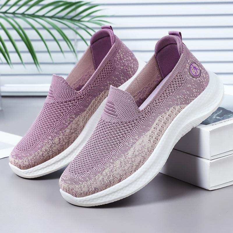Shoes women's versatile autumn new fly-woven breathable mother shoes comfortable and lightweight casual shoes soft-soled sports shoes