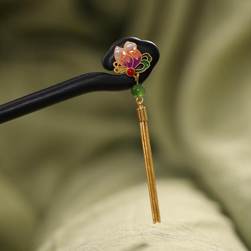 "Auspicious Lotus Cloud Sandalwood Hairpin: Ancient Chinese Style Hanfu Headdress for Women"
