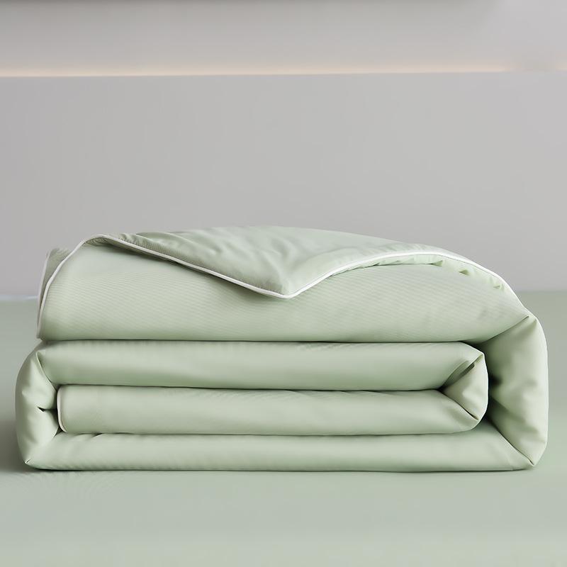 Class A Silk Summer Quilt: Antibacterial, Skin-Friendly, Solid Color for Mother and Baby, Ideal for Air Conditioning, Spring, and Autumn.