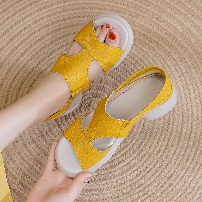 

Босоножки на платформе с открытым носком и толстым каблуком, женские кожаные с перекрестными ремешками, римские, летние новые, к юбке 41 жёлтый