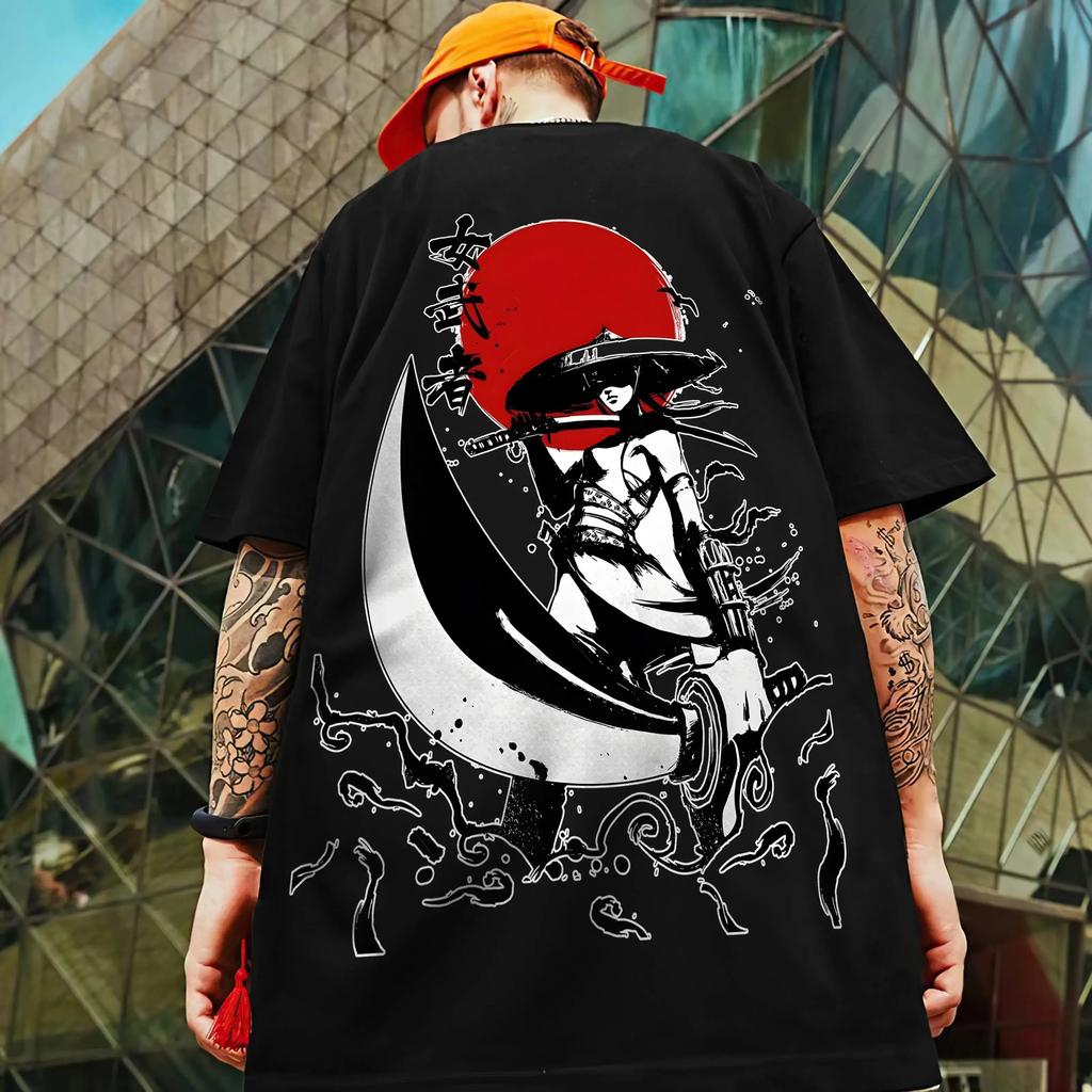 T-shirt Nera Oversize Vintage Samurai Oni Giapponese "Luna Rossa" | Maglietta Unisex Harajuku Streetwear Oscuro
