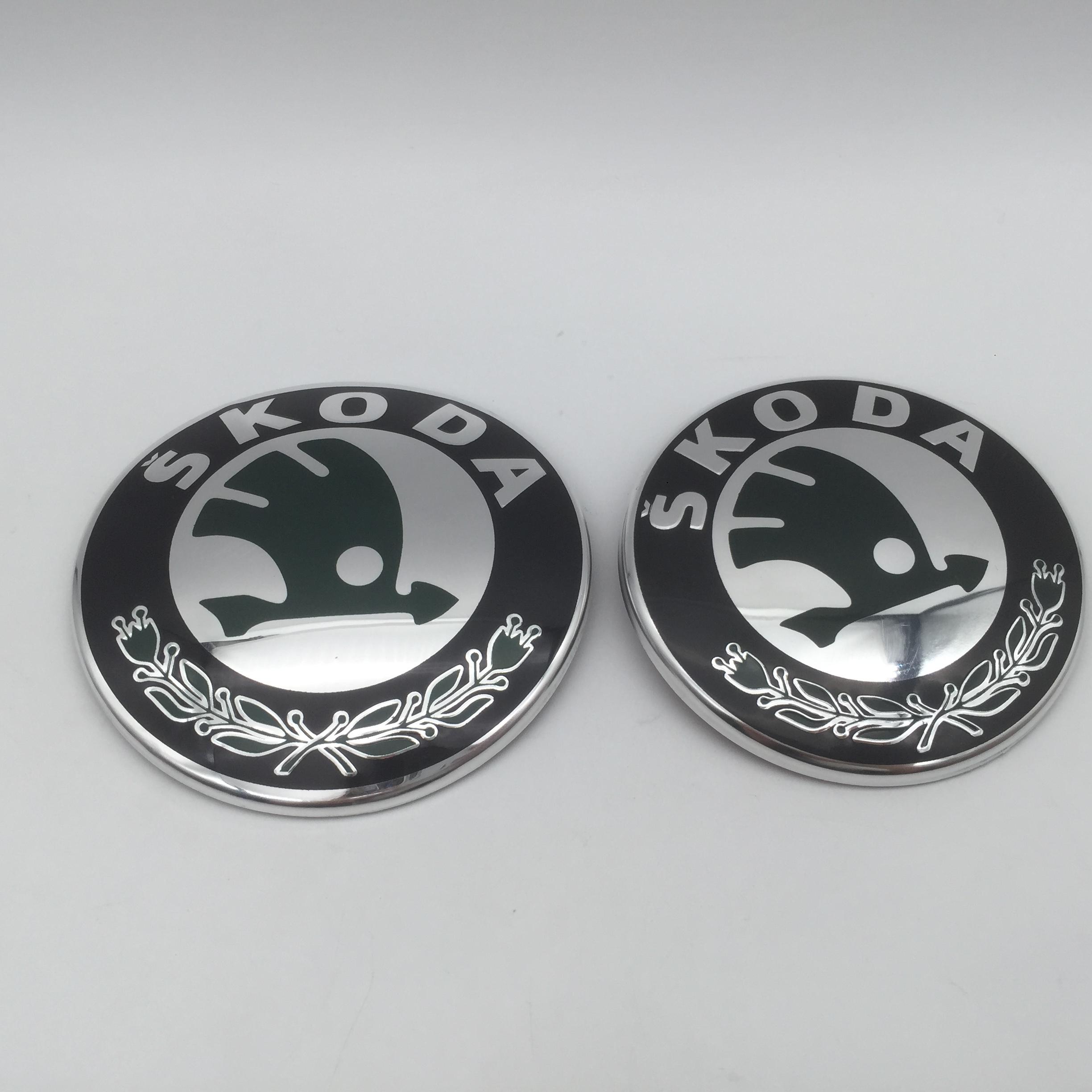 

2025 Hot 2pcs 90mm 80mm for SKODA Car Front Grille Head Hood Bonnet Emblem Rear Tail Bumper Trunk Sticker Badge Styling Accessor 1x80mm 1x90mm