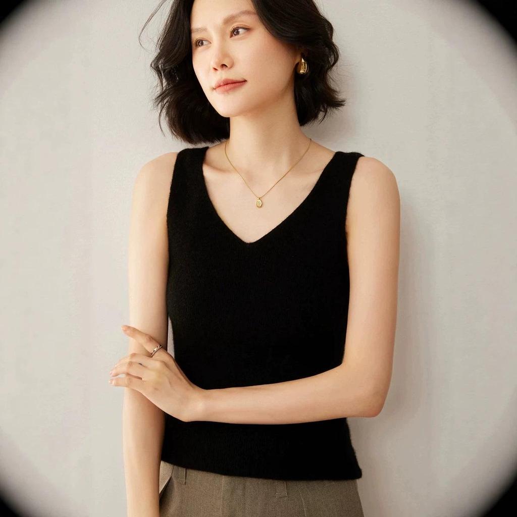 Casual Double V-Neck Cashmere Vest - Loose, Comfortable Fit, Ready-to-Wear, Warm for Autumn/Winter, Versatile Everyday Style