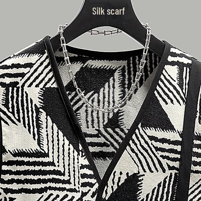 Sibaishai Women's Fashion Patchwork Single-Breasted Round Neck Vest