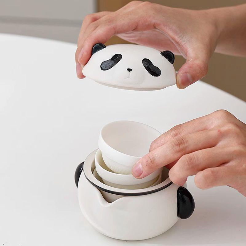 Set da Tè Originale Panda Master da Viaggio Portatile Articoli per il Tè Campeggio all'Aperto 1 Teiera 3 Tazze Tazza Rapida Gongfu Carina Insulated per Tè Casa Hotel