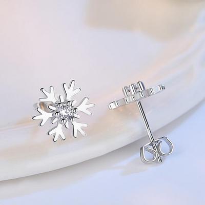 925 Sterling Silver Hollow Snowflake Zirconia Flower Stud Earrings for Women Christmas Gift Crystal Cute Earring Party Jewelry