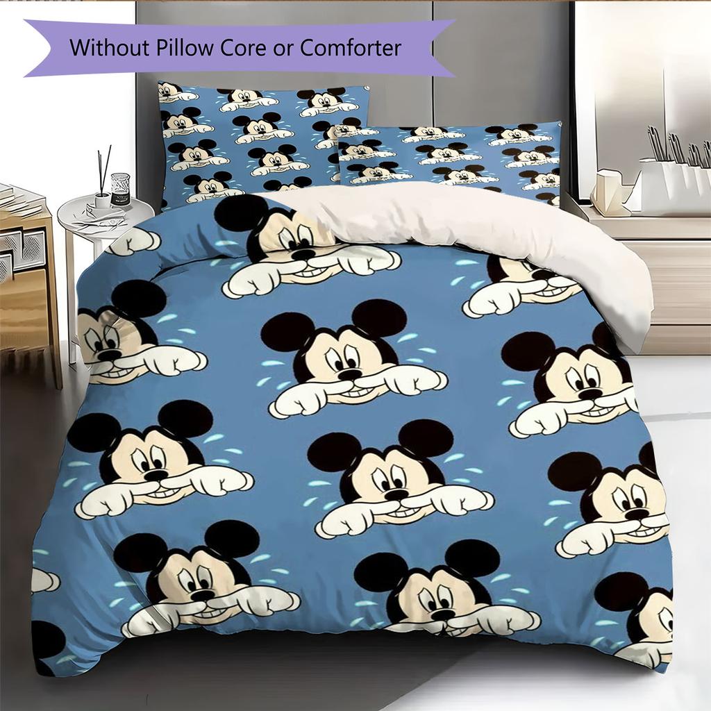 Fun and Quirky Mickey Mouse Themed Print Bedding Set, Comfortable and Warm, The Perfect Choice To Decorate A Child's Bedroom.