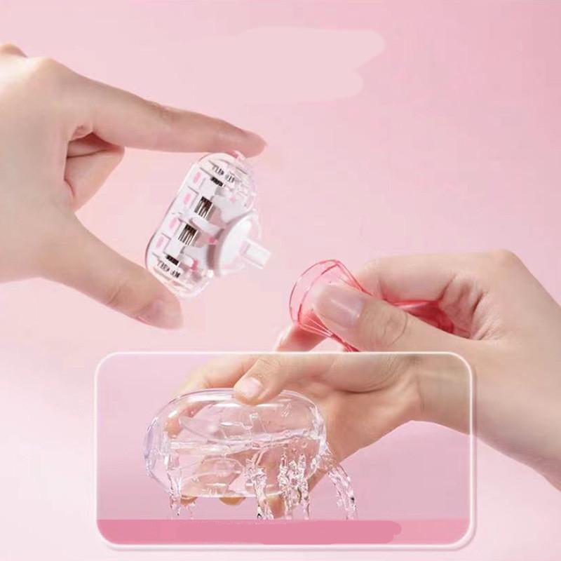 Manual Women's Razor With Five-blade Technology In Peach Pink Short Handle Includes One Razor Handle One Blade Head And Storage Case