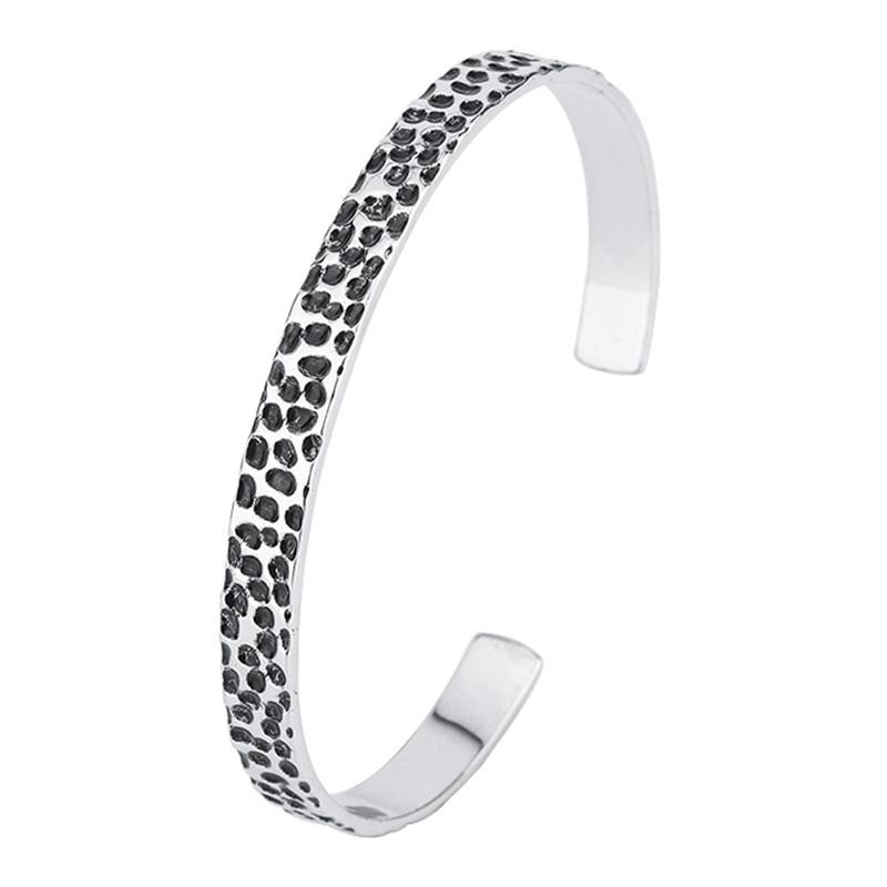 

1 шт. Вінтажні опуклі прості нерегулярні браслети для жінок, пар, зі старою брудною рок-текстурою, ювелірний подарунок, аксесуари для вечірки 6cm срібний