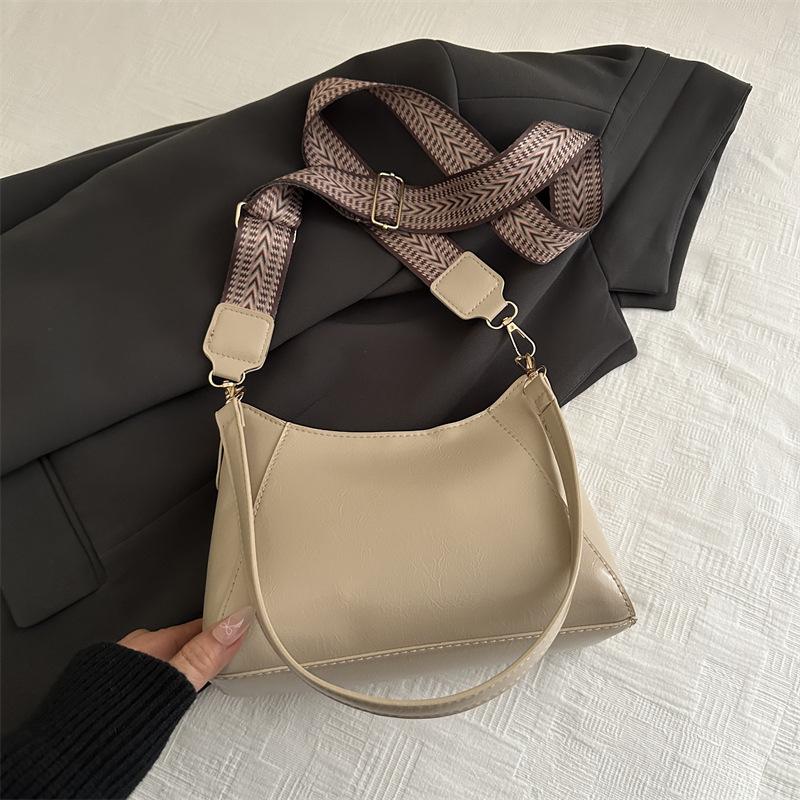 

Small bag women s new Maillard retro tote small bag high-end versatile shoulder messenger bag