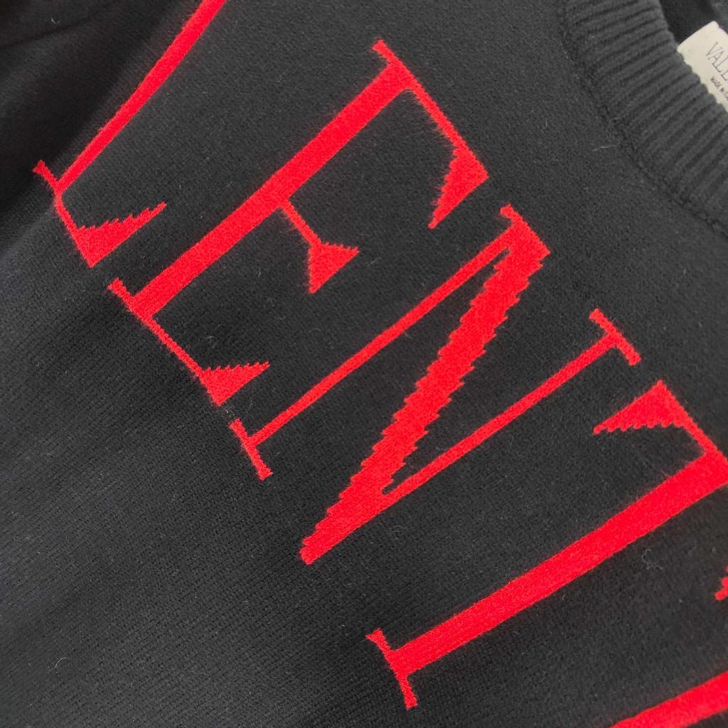 European Style Unisex Knit Wool Sweater: Fashionable, Casual, Round Neck, Long Sleeve