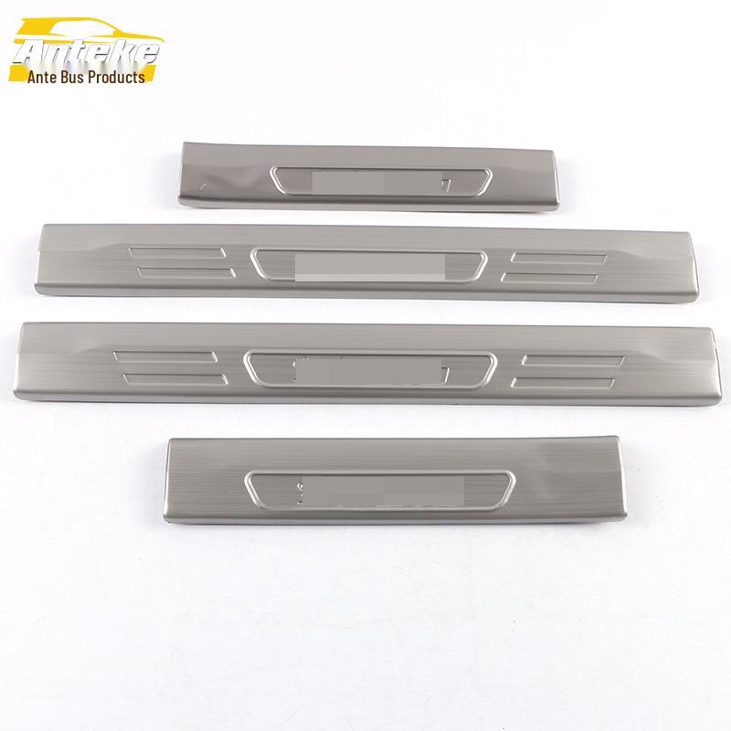 Baojun 310 Rostfritt stål Repskyddande Tröskel och Stötfångare Dekorativa Klistermärken