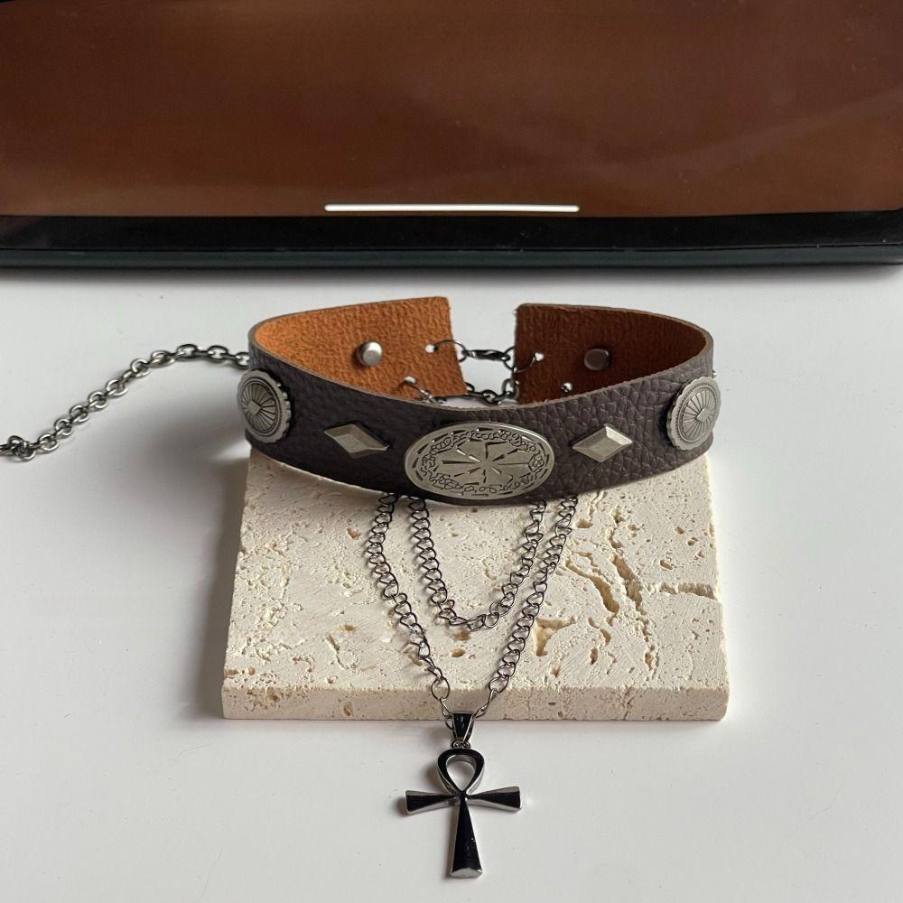 

Gothic Cross Pendant Necklace PU Leather Vintage Choker Fashion Punk Leather Choker Unisex коричневий