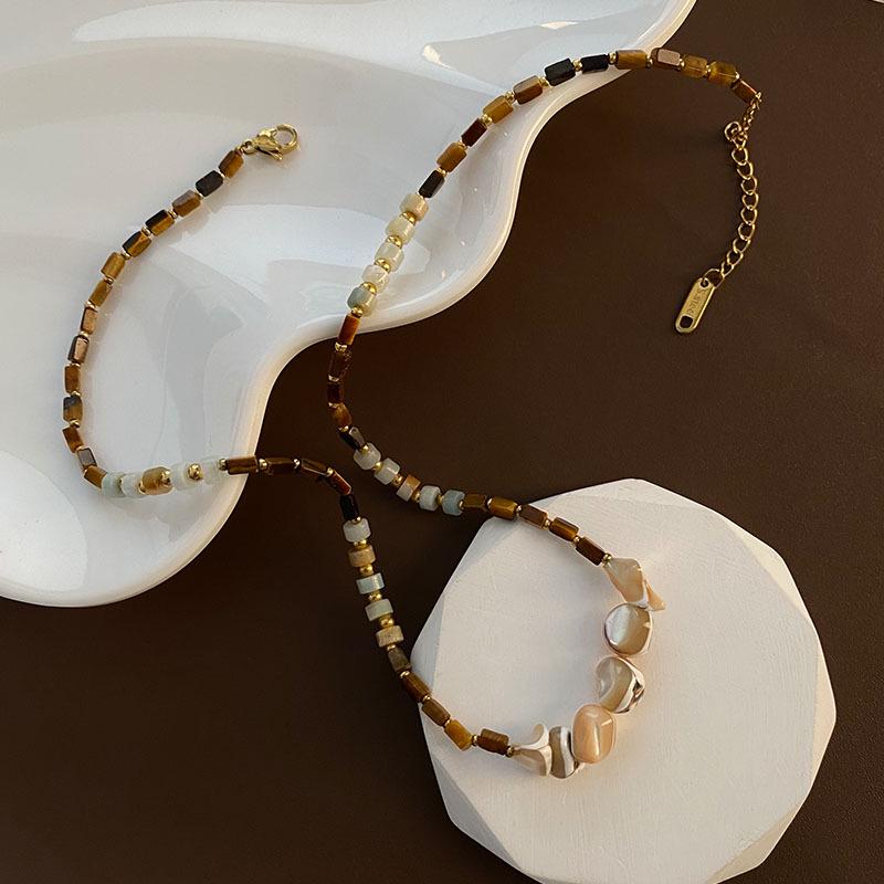 

Handmade Retro Beaded Clavicle Chain Women s Necklace