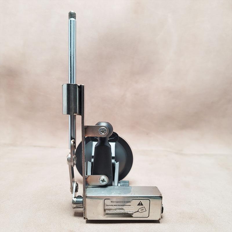 39mm Nastavitelný Mini Teleskopický Motor pro Kmitavý Pohyb a Podpora na Šálek od Coly