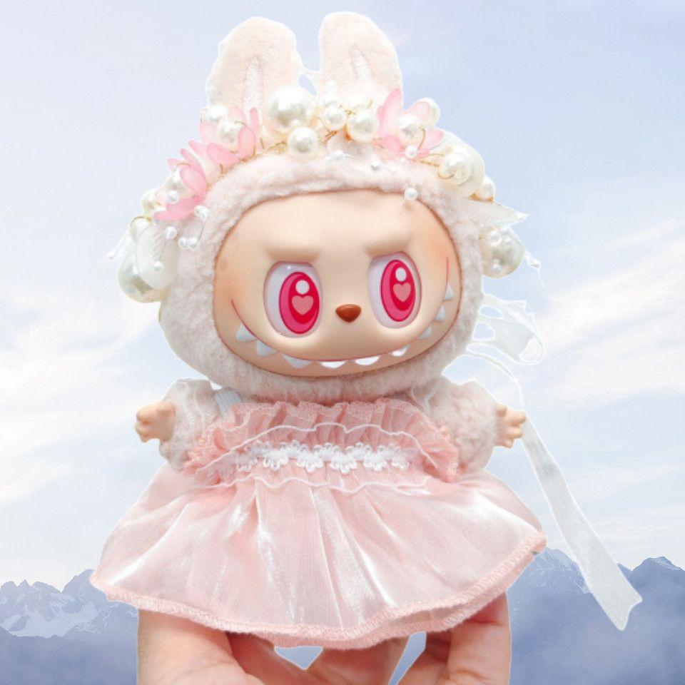 

Свадебное признание Второе поколение Стоячая поза Одежда для малыша Лабубу Одежда для куклы Лабубу Кулон Набор платьев excluding dolls