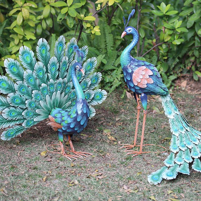 Wrought Iron Peacock Display Stand Creative Vintage Figurine Outdoor Garden Decor Window Display Ornament  Peacock Decoration