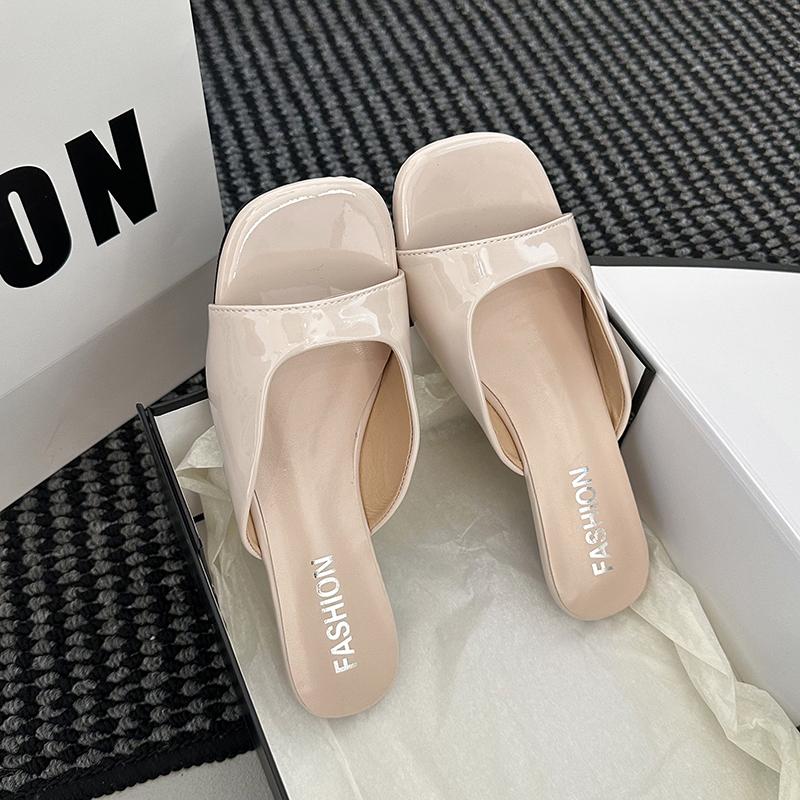 2025Sommer Keilabsatz Niedriger Absatz Damen Hausschuhe Mode Offene Zehen Partykleid Pantoletten Outdoor Slip On Sandalen ·