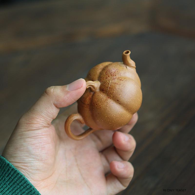 70ml Yixing Purple Clay Teapot Small Capacity Pumpkin Shape Tea Pot Famous Handmade Zisha Kettle Chinese Tea Set Customized
