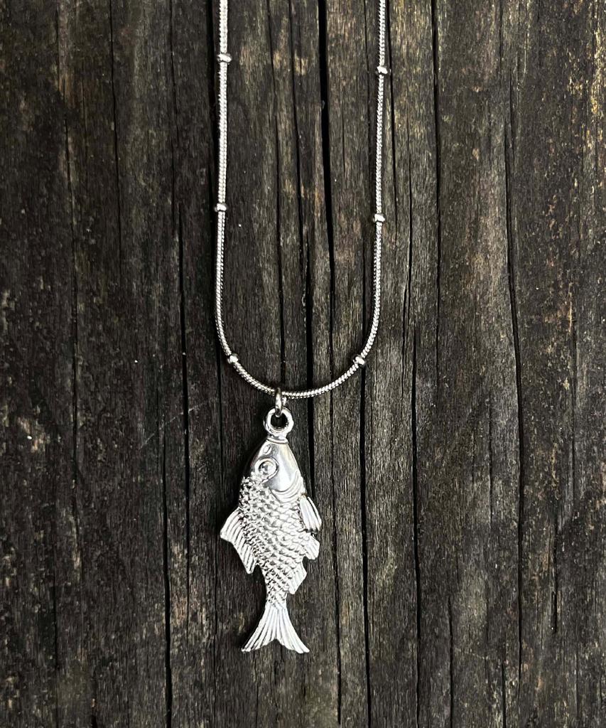 Moiremoa Dear Fish Pendant Necklace