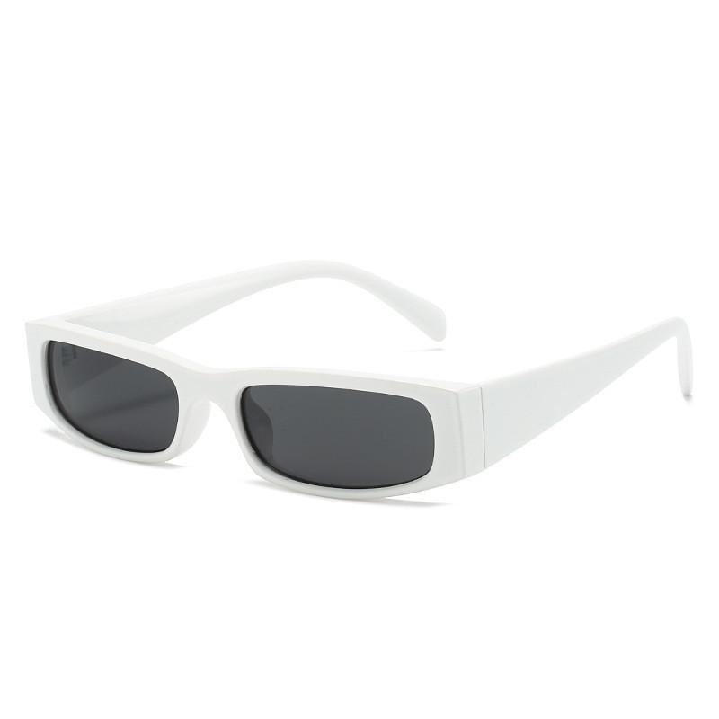 

Fashionable Square Sunglasses With Pc Frame And Resin Lenses For Beach And City Wear WhiteFrameGray