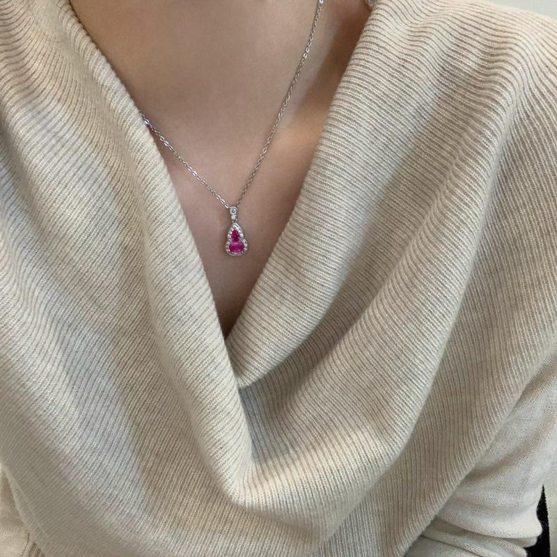 Rhinestone Rose Red Gourd Necklace: Fortune & Prosperity Pendant On Thin Clavicle Chain - Elegant National Style Jewelry for Women