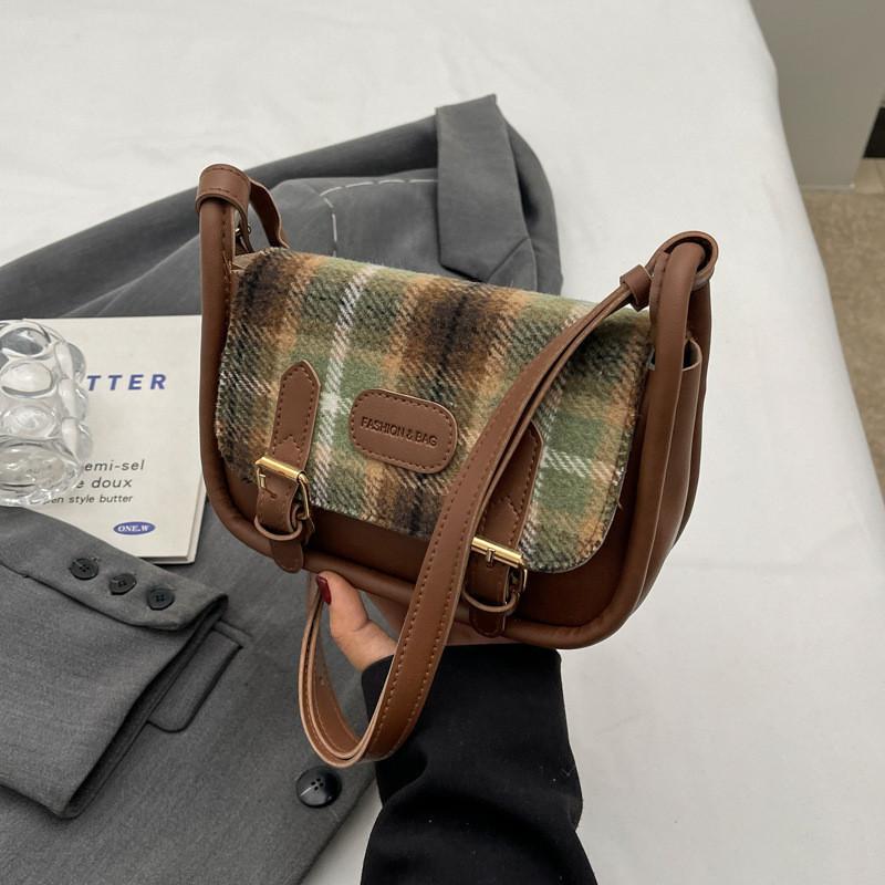 2024 Winter New Plaid Cloth Bag Fashion Casual Shoulder Bag Commuter Simple Crossbody Bag Retro Women's Bag Red Plaid Coffee