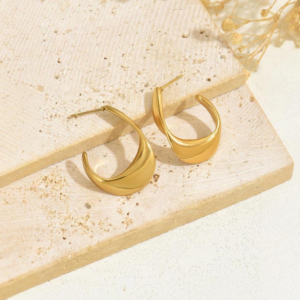 18K Gold Polished Stainless Steel C-shaped Vintage Earrings