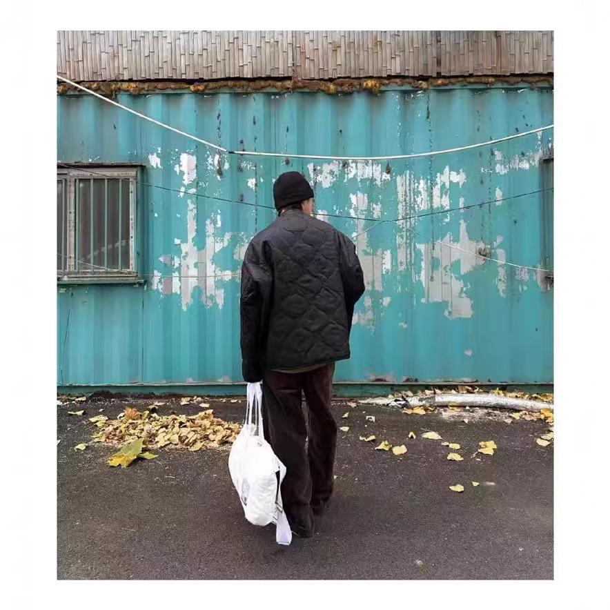 Lehká bavlněná venkovní bunda bez límce od Yohjiho Yamamota