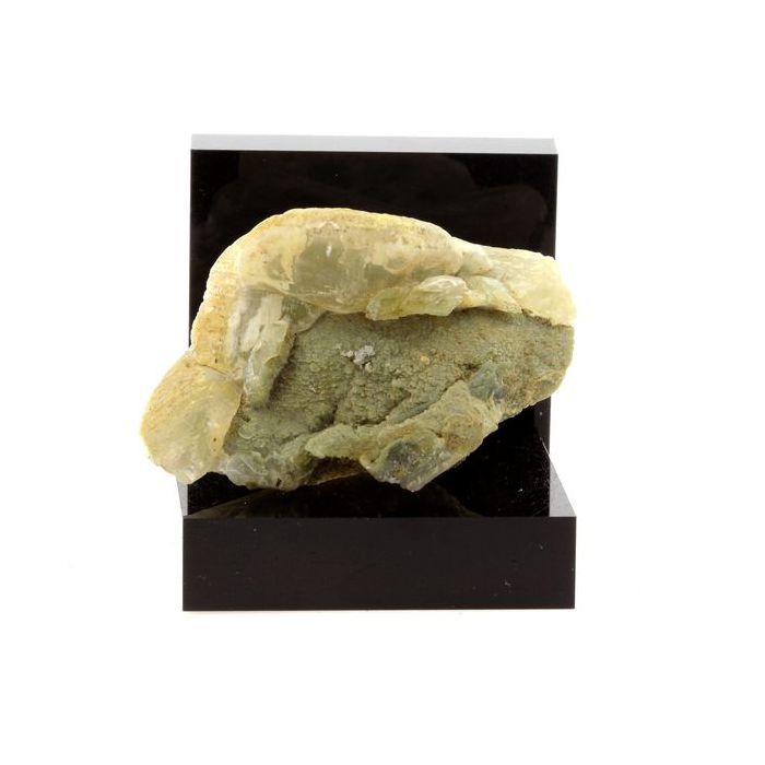 Calcite + Chlorite 175.8 carats