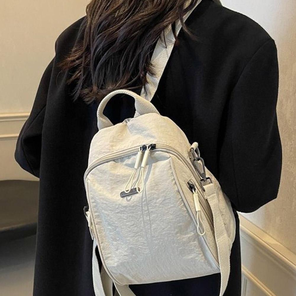 Large Capacity Lightweight Women's Travel Backpack Fashionable Simple Casual Handbag Sport Hiking Backpack