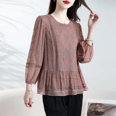 Damski wiosenno-letni temperamentny T-shirt plus size w średnim wieku, casualowe topy z haftem