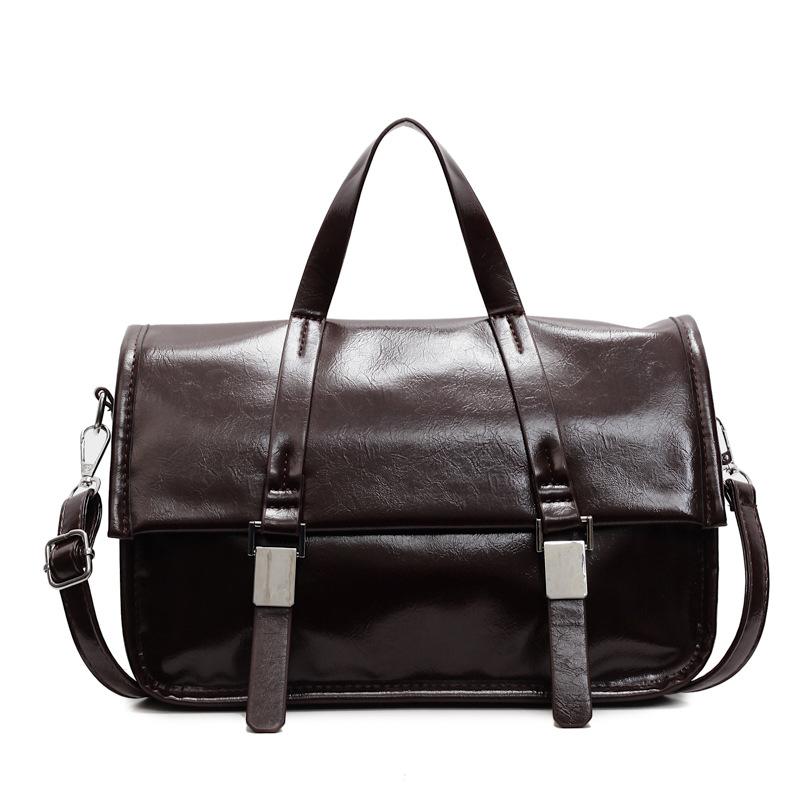 New high-end large-capacity oil wax leather portable messenger bag women's commuting versatile shoulder messenger bag