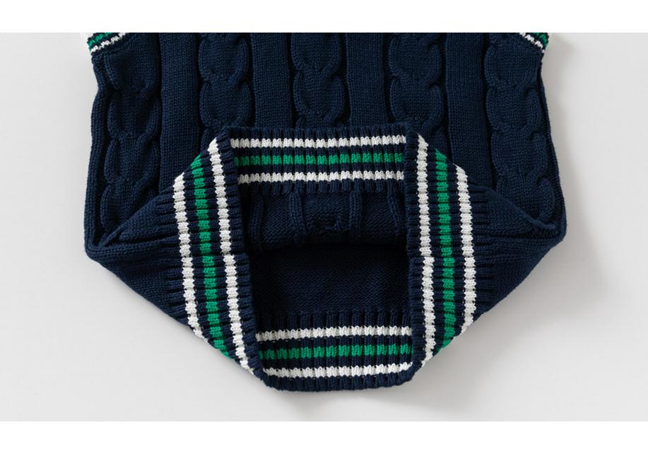 Autumn/Winter Boys' British Style V-Neck Thick Knit Cotton Yarn Sweater Vest