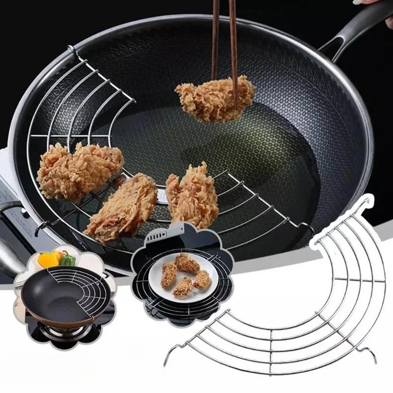 Stainless Steel Mesh Frying Basket with BBQ Tongs Set Oil Drainage Rack Perfect for Deep Frying and Grilling Safe Kitchen Tool