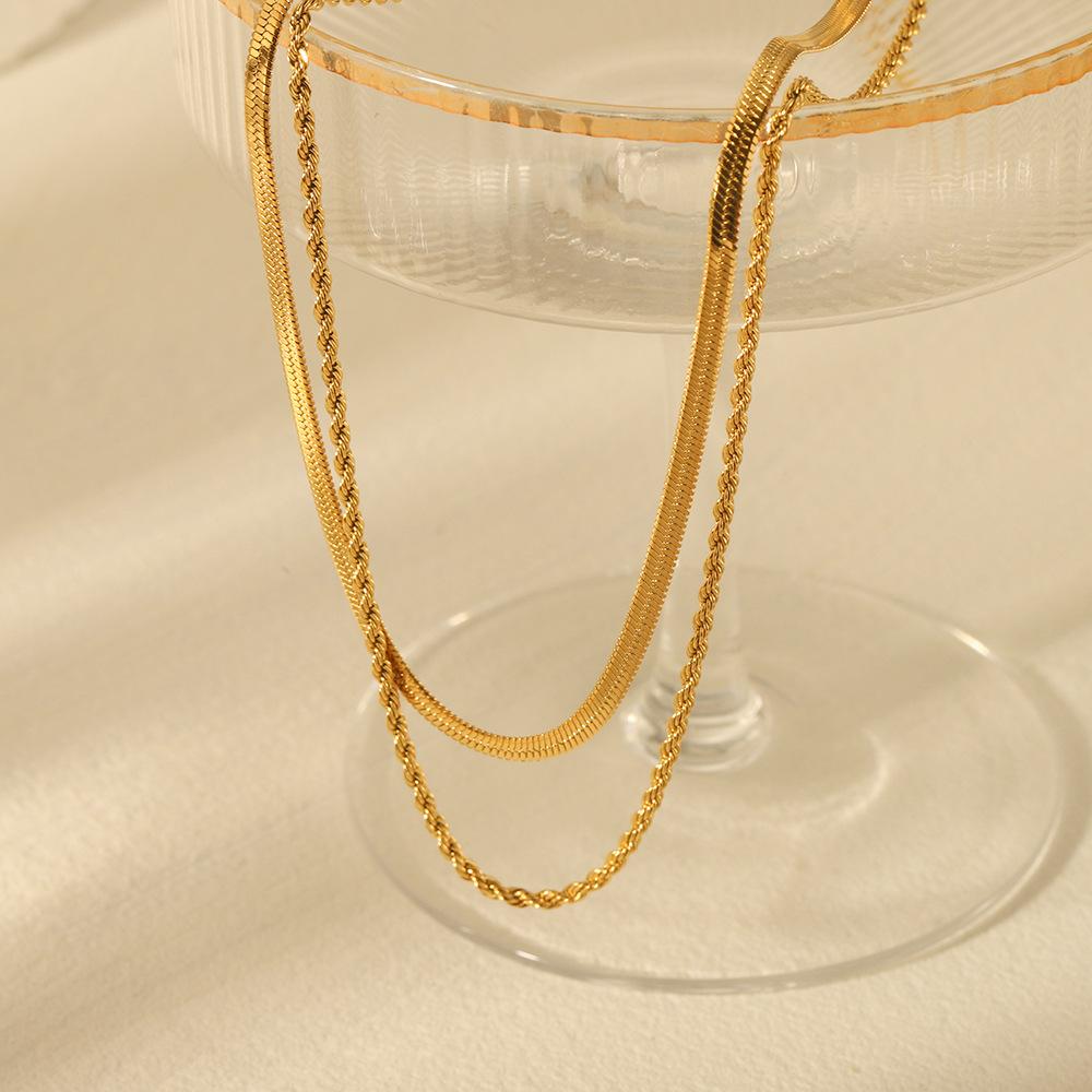 45/2000 Women's Multi-layer Titanium Steel Necklace, Fashionable Commuter Versatile Stainless Steel Snake Chain Blade Chain