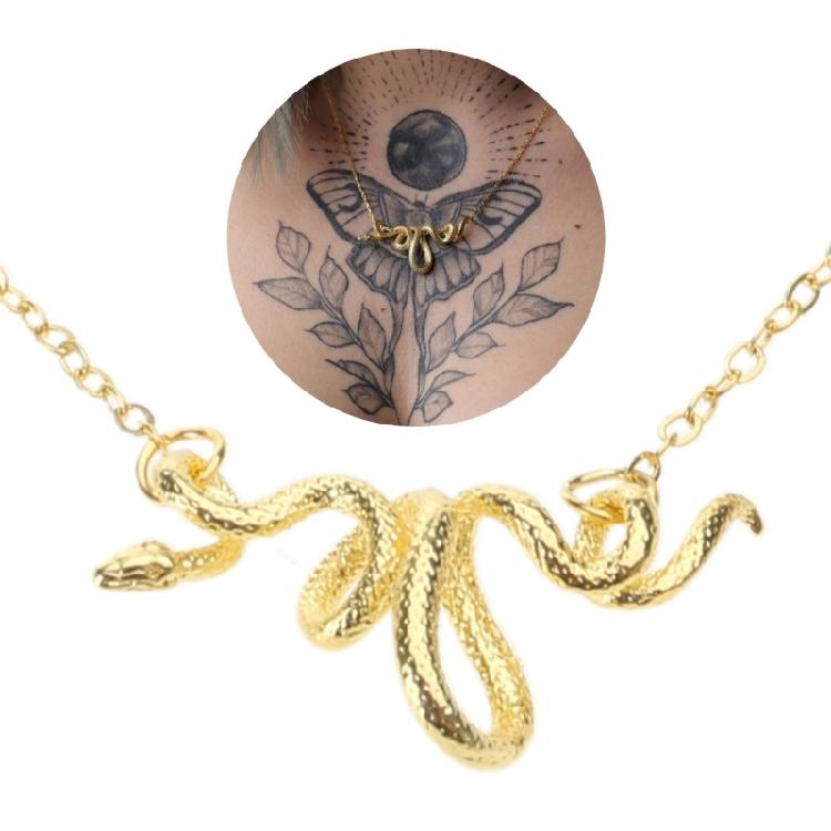 Fashionable Wrapped Serpents Necklace Delicate Snake Pattern Necklace Personalized Neck Chain Adornment for Gatheirngs