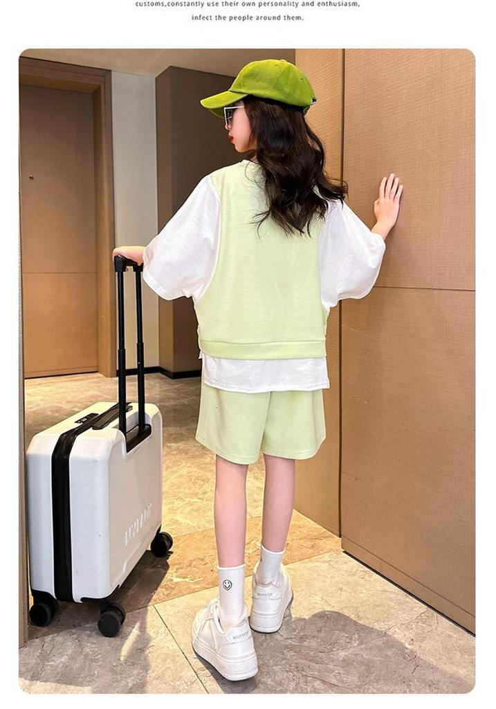 Completo estivo 2025 per bambina stile coreano con top a maniche corte e pantaloncini