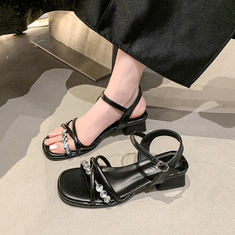 Beautiful thick heel sandals female 2025 new exquisite rhinestones fairy style high heels high sense Roman shoes