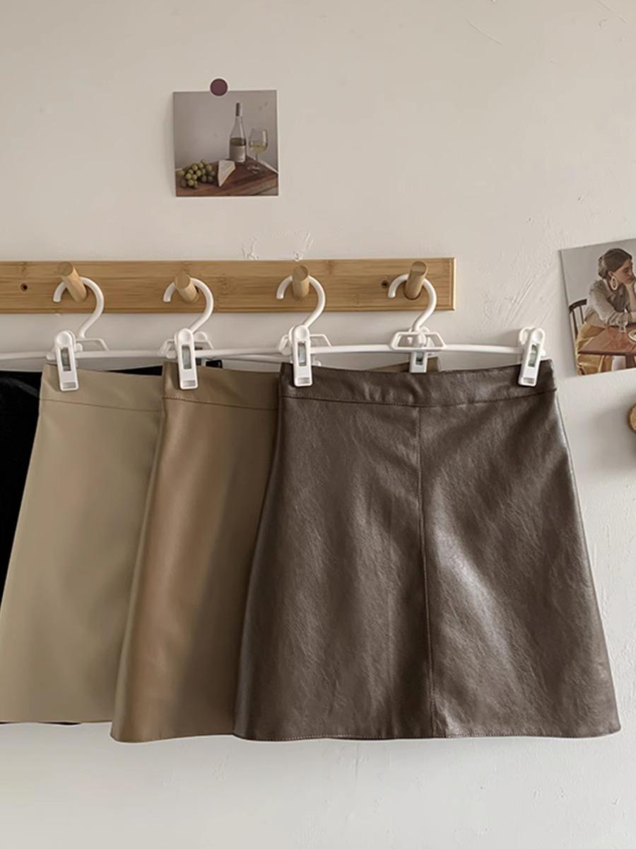 

Women s 2023 Autumn/Winter Black PU Leather A-Line High Waist Slim Fit Short Skirt L