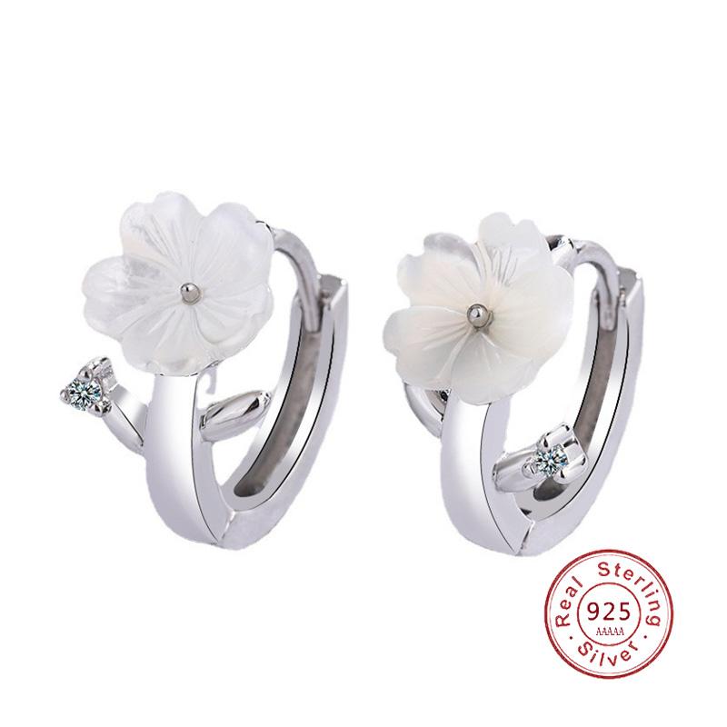 Cute Baby Princess Silver Needle Shell Petal Small Hoop Earring For Girl Child Wome Beautiful Aros Huggies Earring