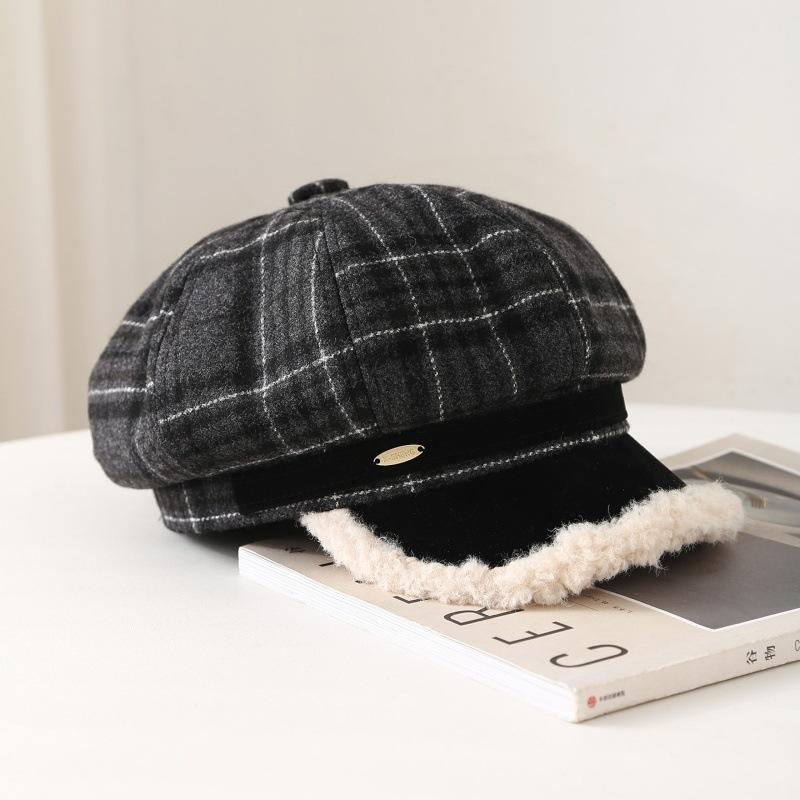New Lamb Wool Fashion Octagonal Hat Women's Warm and Cold-proof Cap Retro Plaid Newsboy Hat Winter