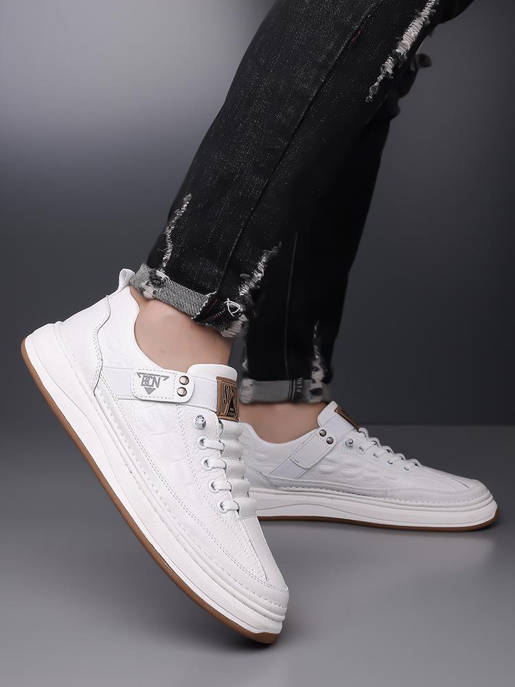Spring and Autumn New Men's Handmade Online Casual Leather Shoes Men's Versatile Fashion Board Shoes Little White Shoes One Pedal Student Shoes