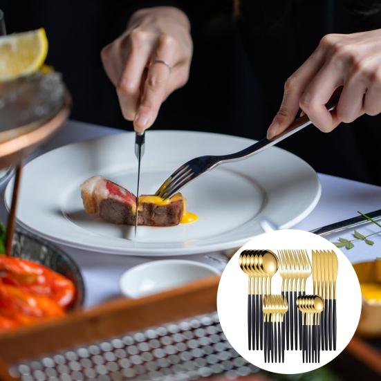Sada příborů do západní restaurace Nerezová sada jídelního nádobí pro 6 osob Nerezové jídelní náčiní pro rodinné oslavy