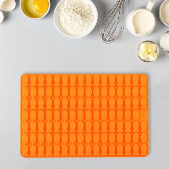 Dog Bone Silicone Molds Non-Stick Large Capacity Food Grade Mini Treat Molds for Gummies Chocolates Candies