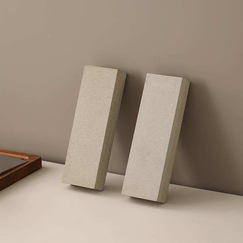Premium Whetstone Knife Sharpening Stone 2 Side Grit 240/120 Waterstone Whetstone Knife Sharpener with Non-Slip Base