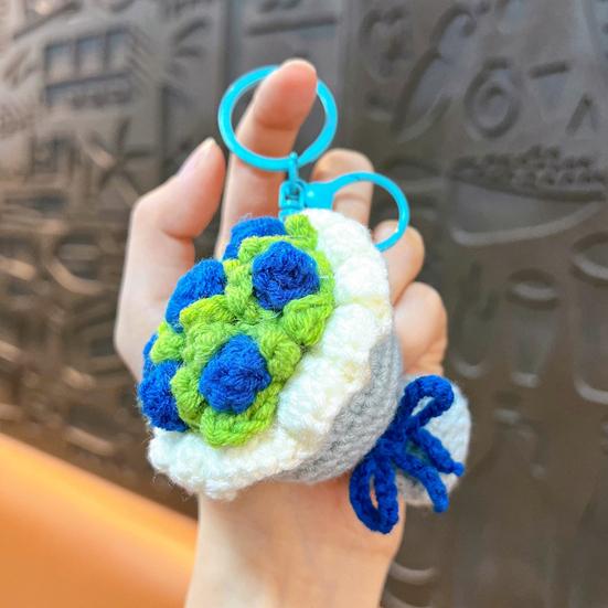 Portable Keychain Hand-Crocheted Wool Rose Petal Mini Bouquet Decoration Keychain Pendant Bags Backpacks Accessory
